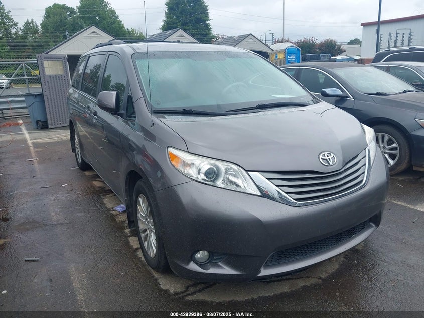 2013 Toyota Sienna