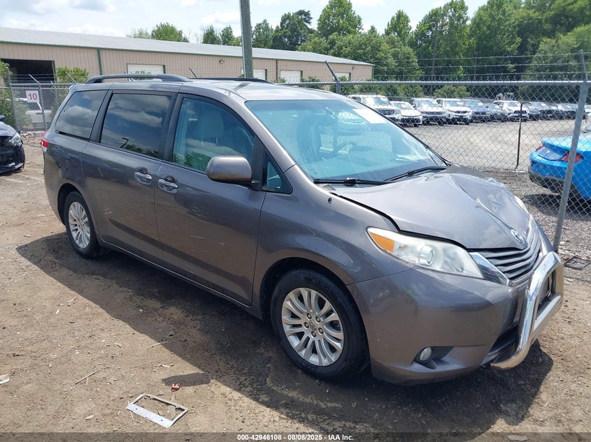 2014 Toyota Sienna