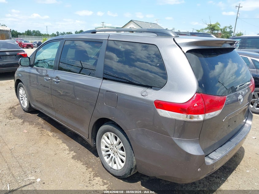 2014 Toyota Sienna