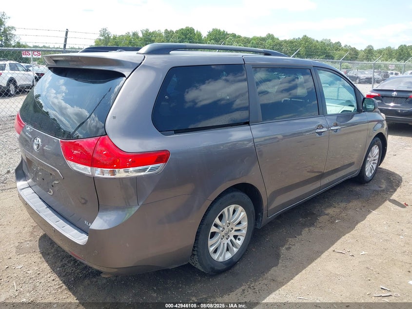 2014 Toyota Sienna