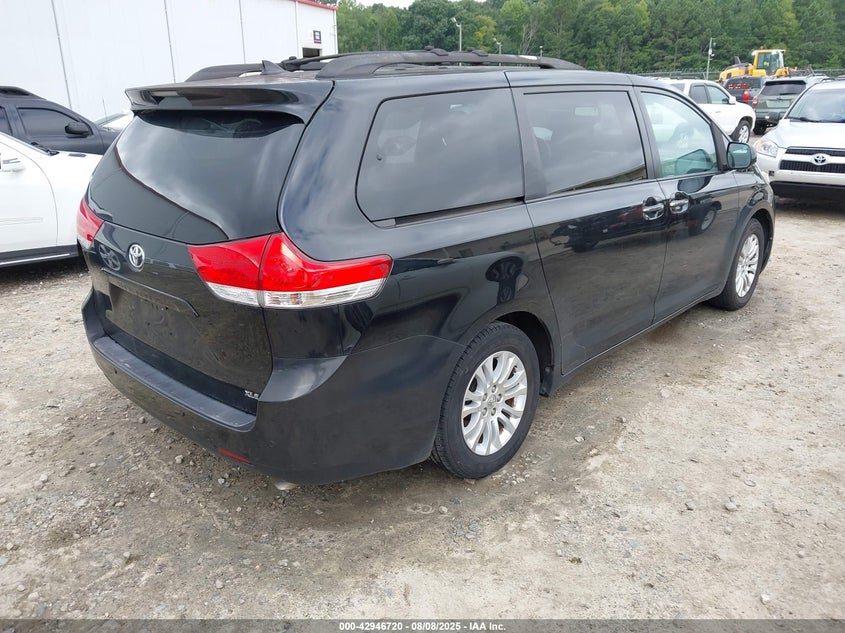 2013 Toyota Sienna