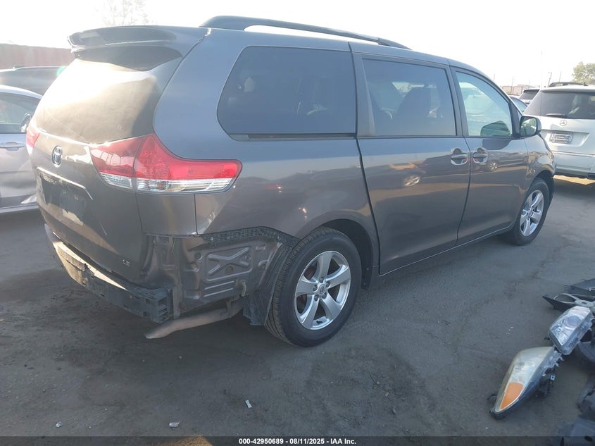 2013 Toyota Sienna