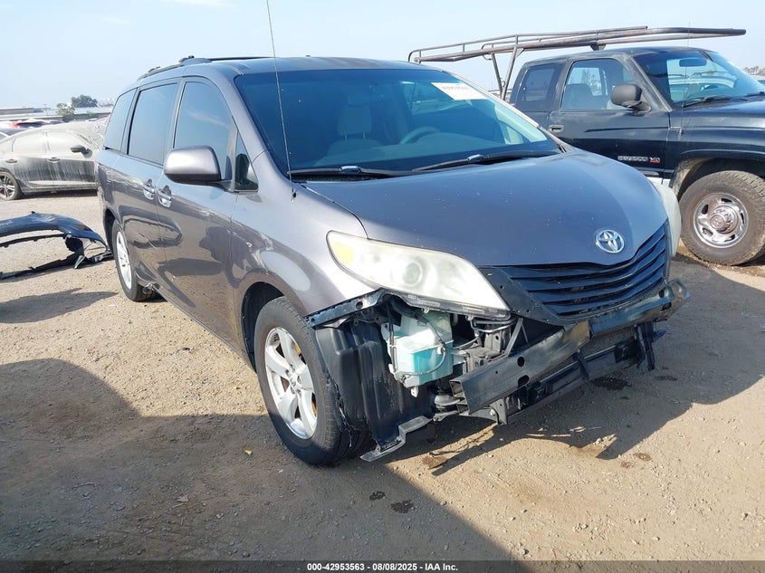 2012 Toyota Sienna