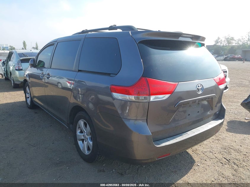 2012 Toyota Sienna