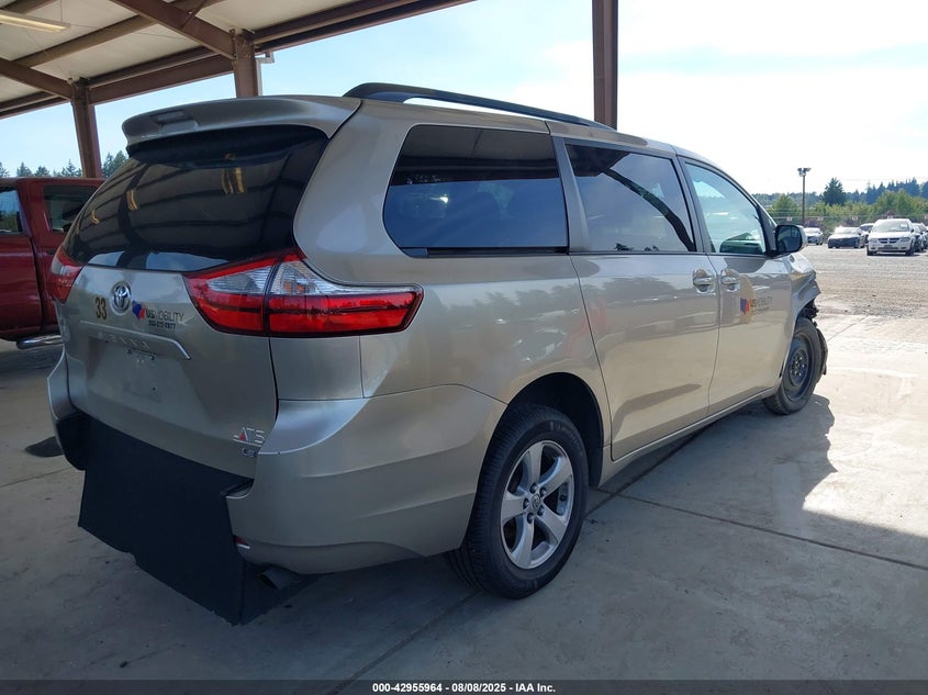 2014 Toyota Sienna