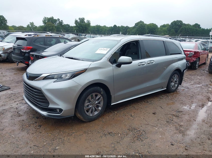 2025 Toyota Sienna