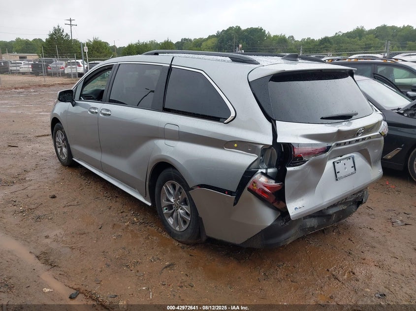 2025 Toyota Sienna
