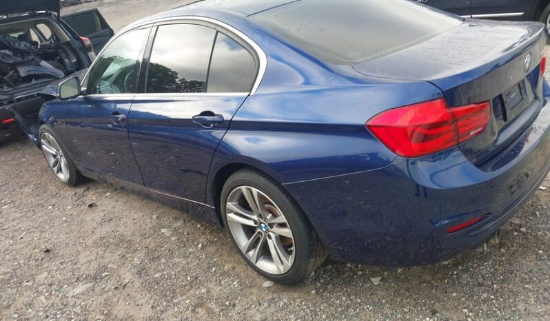 
								2017 BMW 3 series full									