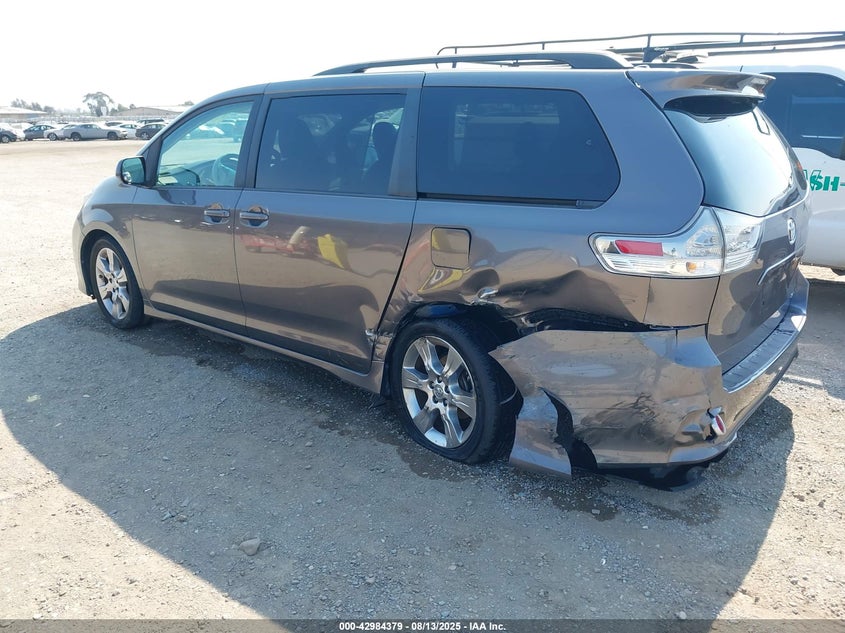 2012 Toyota Sienna