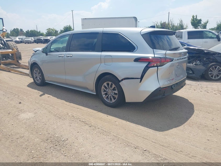 2021 Toyota Sienna
