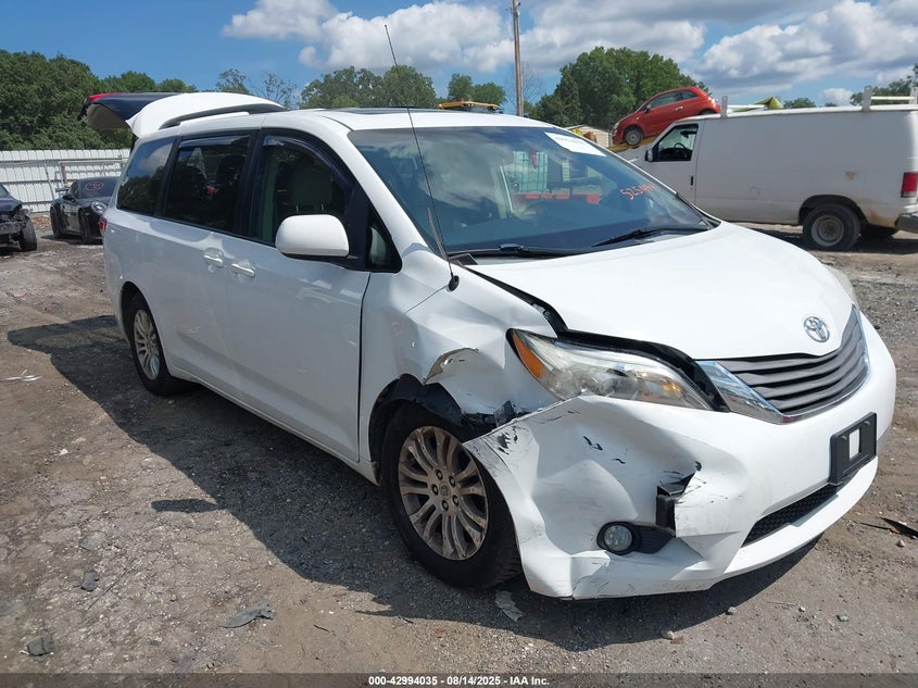 2014 Toyota Sienna