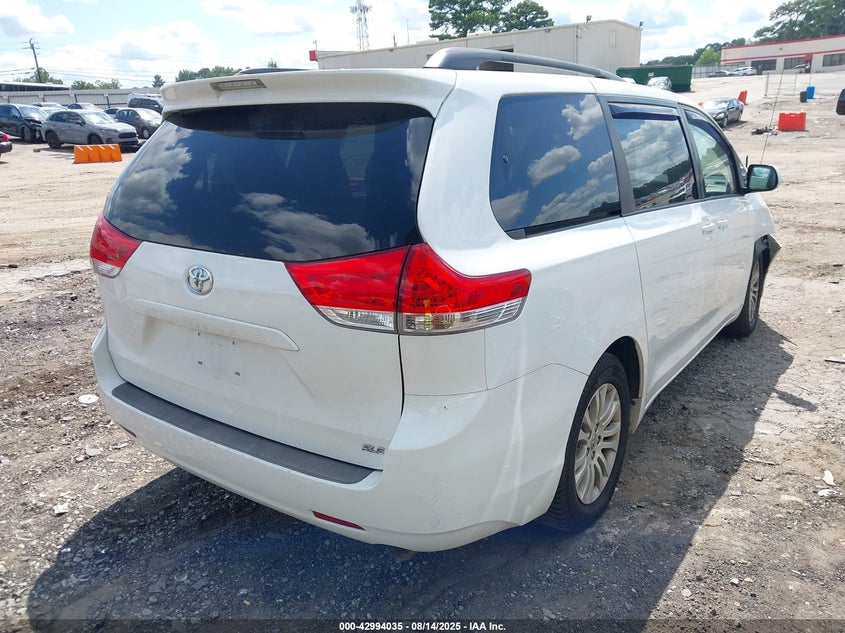2014 Toyota Sienna