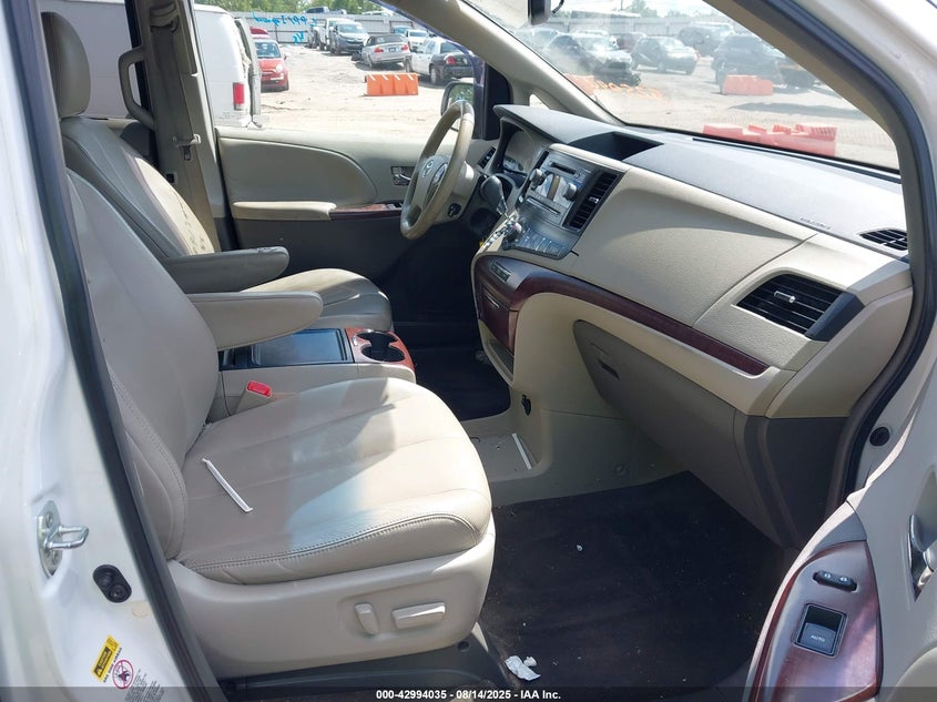 2014 Toyota Sienna