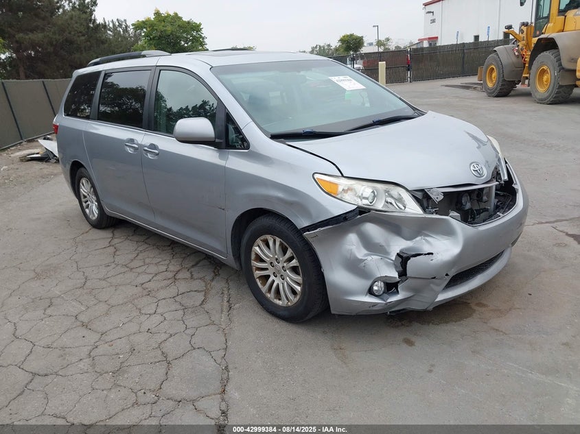 2015 Toyota Sienna