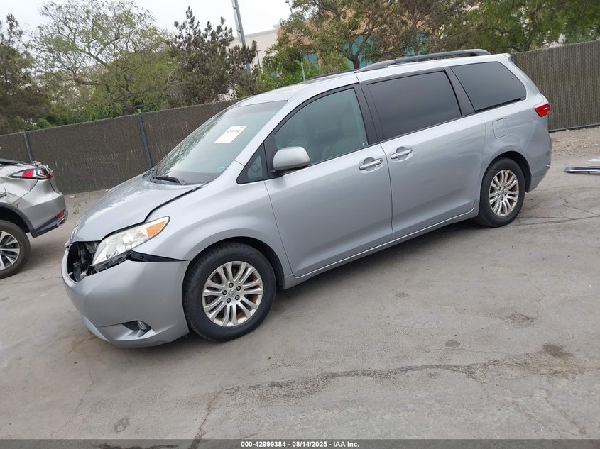 2015 Toyota Sienna