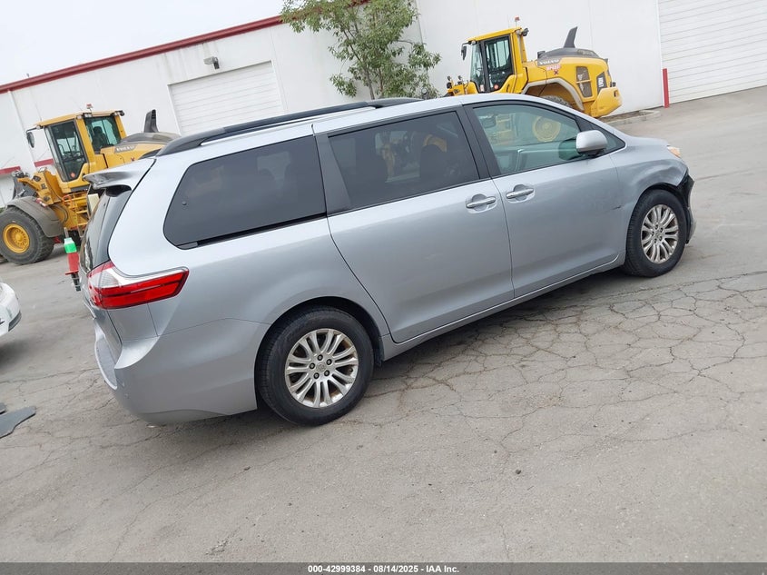 2015 Toyota Sienna