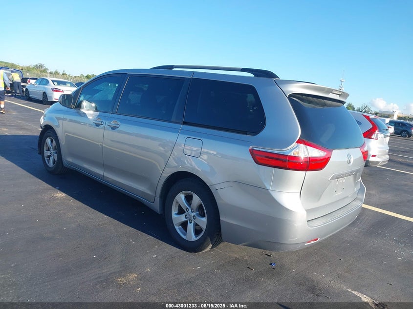 2017 Toyota Sienna