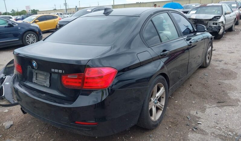 
								2013 BMW 3 series full									
