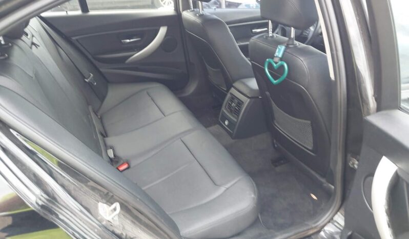 
								2013 BMW 3 series full									