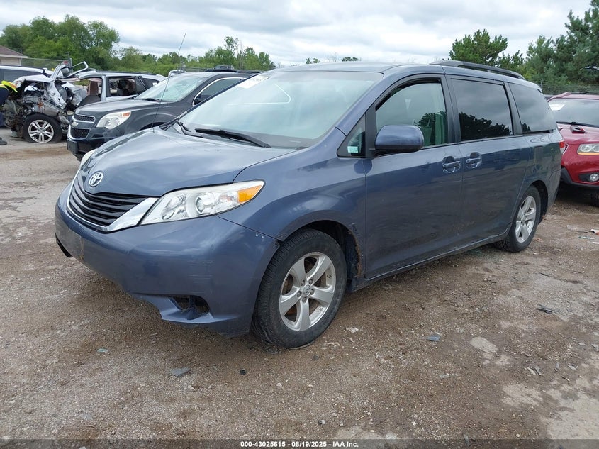 2014 Toyota Sienna