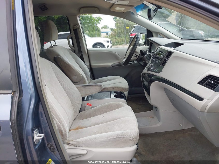 2014 Toyota Sienna