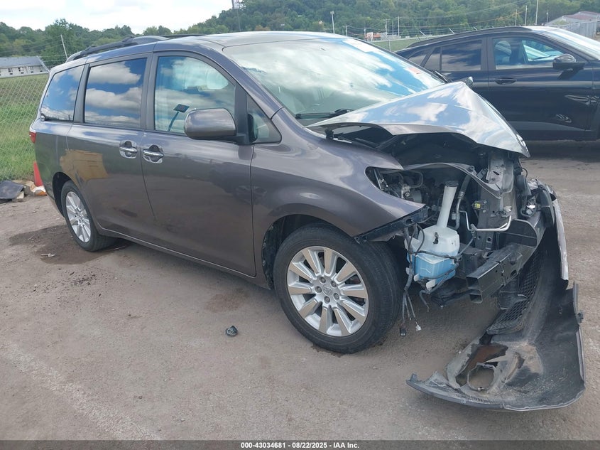 2015 Toyota Sienna