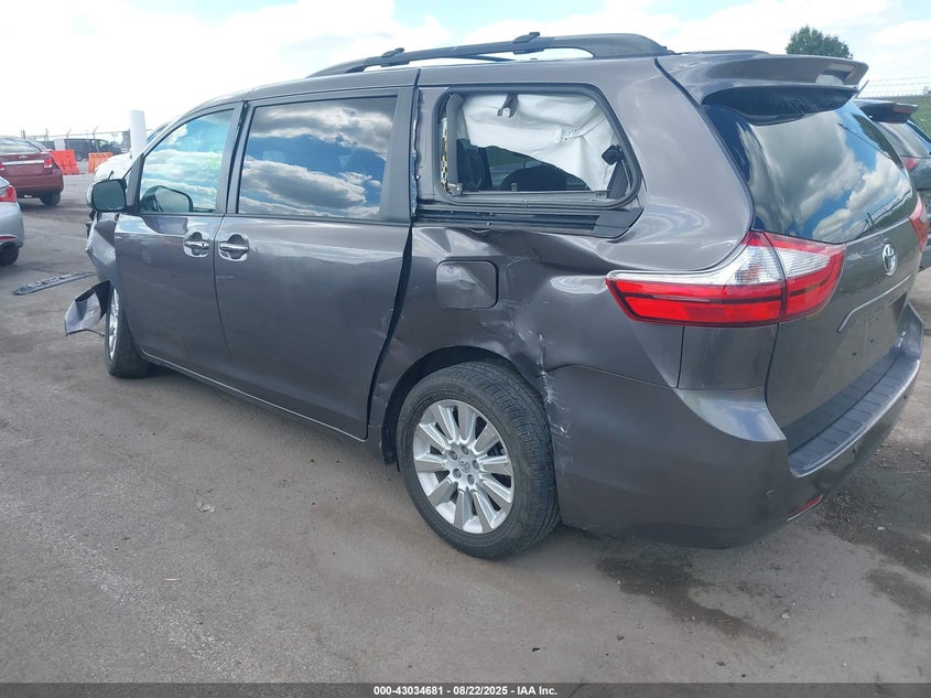 2015 Toyota Sienna