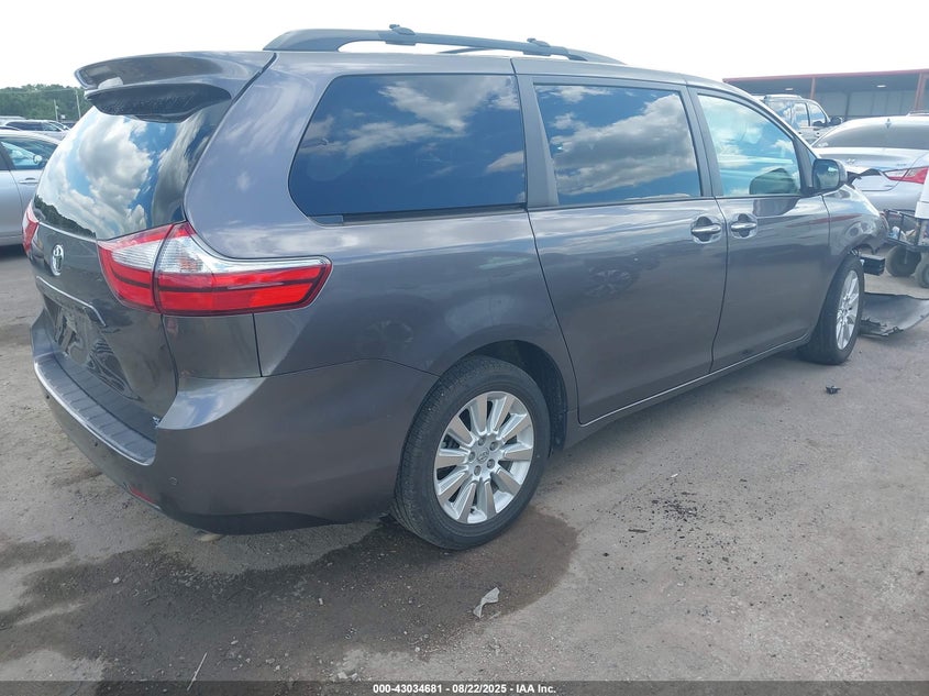 2015 Toyota Sienna