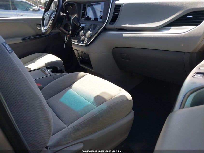 2017 Toyota Sienna