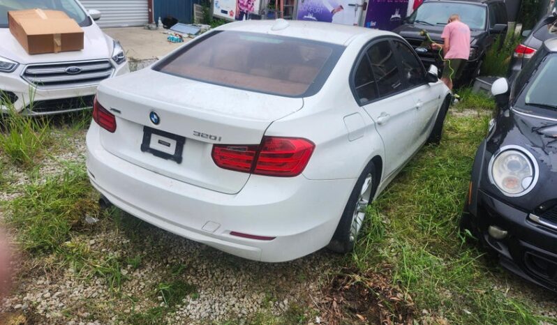 
								2015 BMW 3 series full									