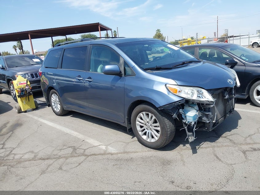2016 Toyota Sienna
