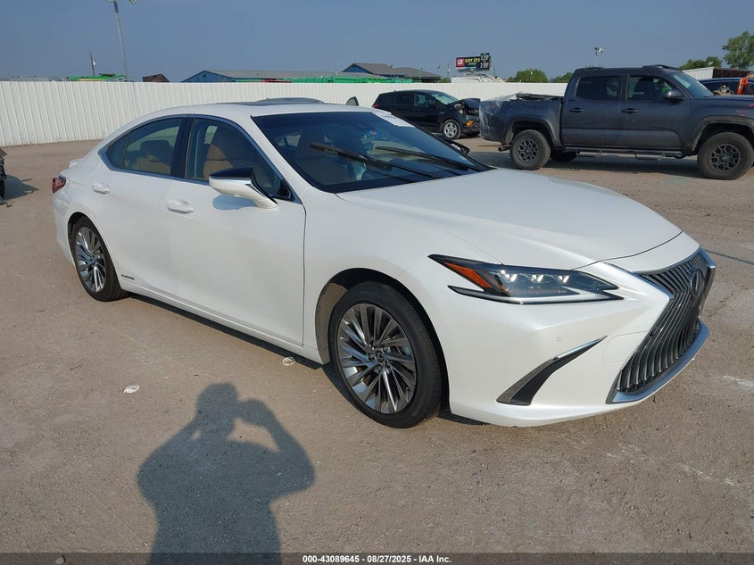2019 Lexus Es 300h