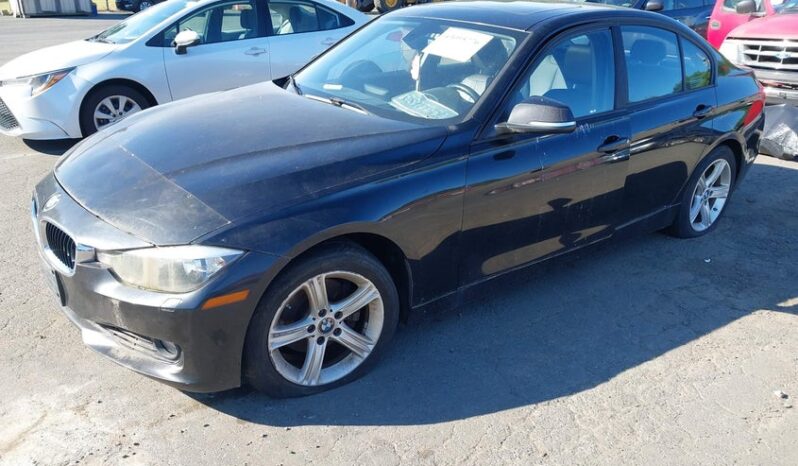 
								2013 BMW 3 series full									