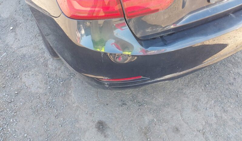 
								2013 BMW 3 series full									