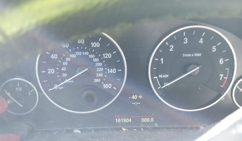 
								2013 BMW 3 series full									