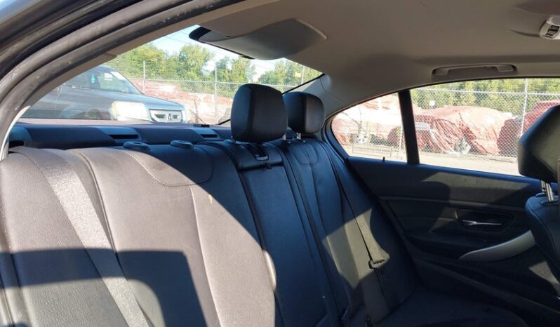 
								2013 BMW 3 series full									