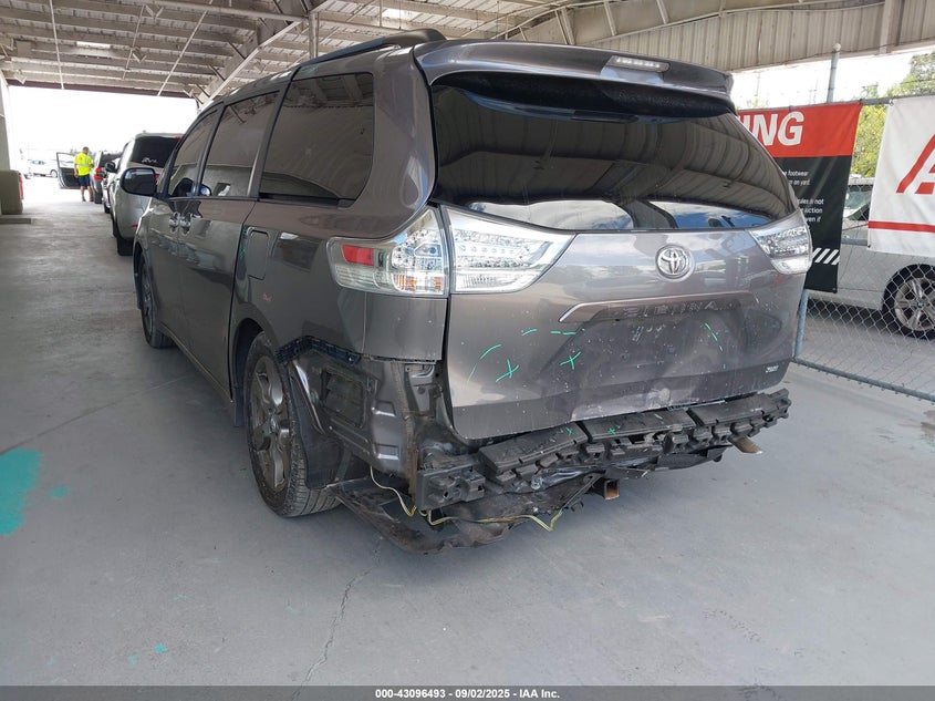 2017 Toyota Sienna