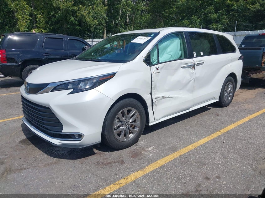 2024 Toyota Sienna