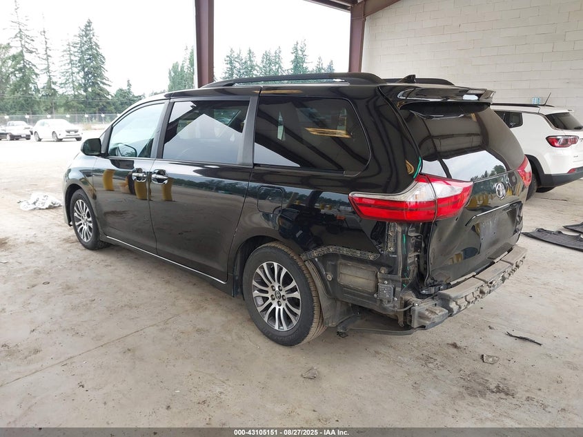 2018 Toyota Sienna