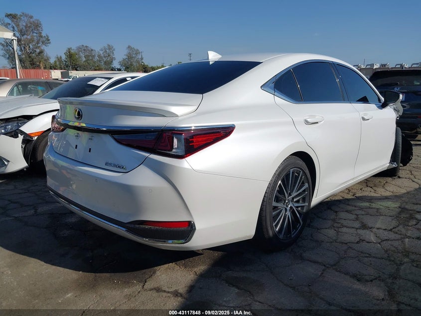 2025 Lexus Es 300h