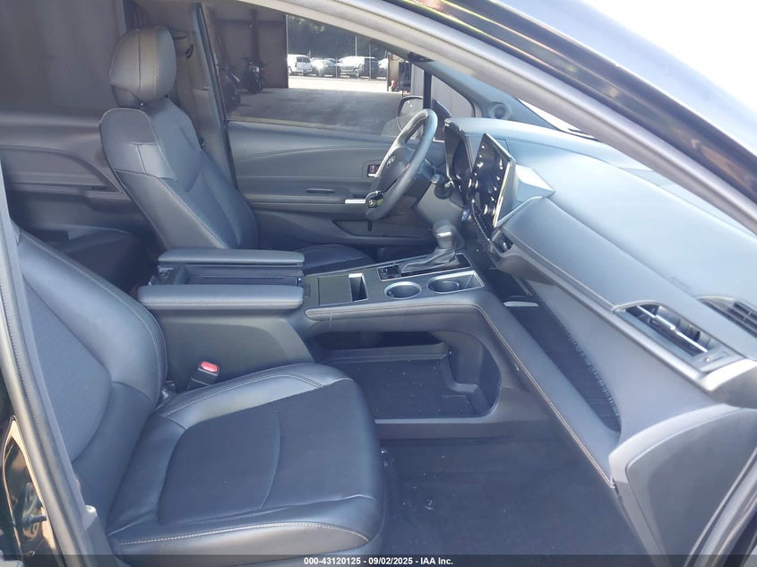 2023 Toyota Sienna