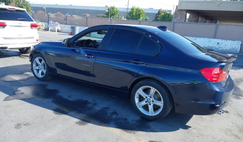 
								2013 BMW 3 series full									