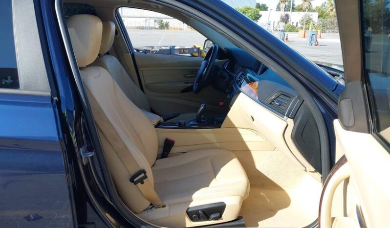 
								2013 BMW 3 series full									