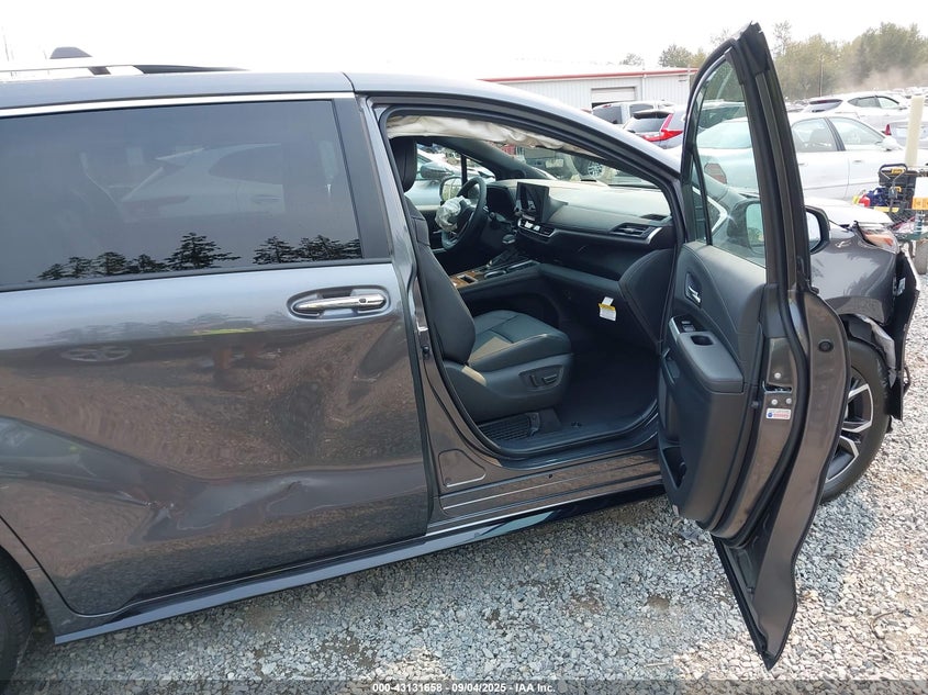 2025 Toyota Sienna