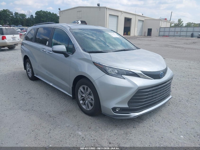 2025 Toyota Sienna