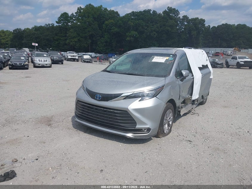 2025 Toyota Sienna