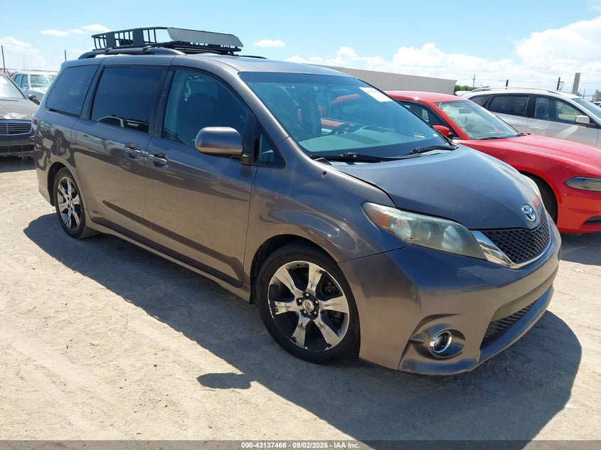 2012 Toyota Sienna