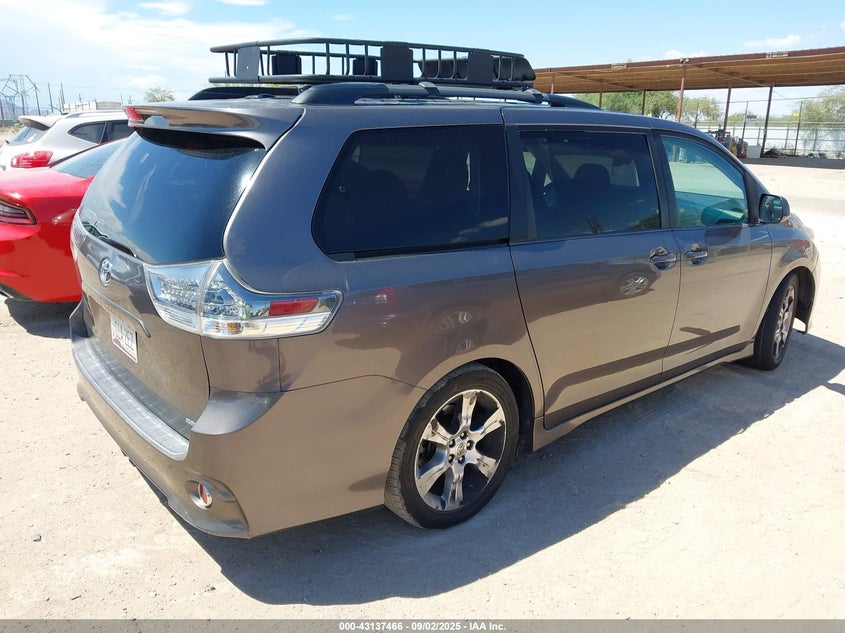 2012 Toyota Sienna