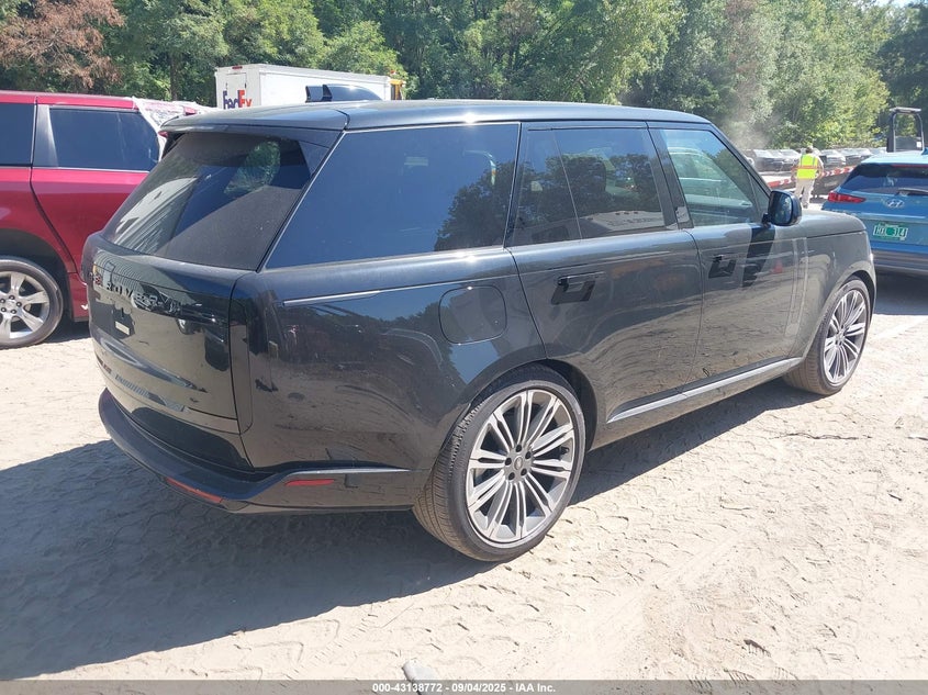 2025 Land rover RANGE ROVER