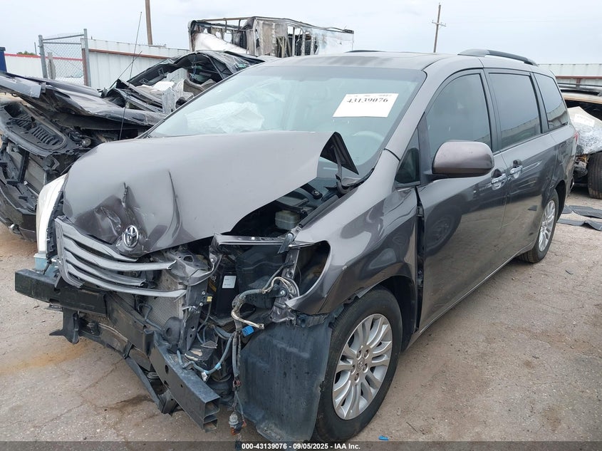 2013 Toyota Sienna